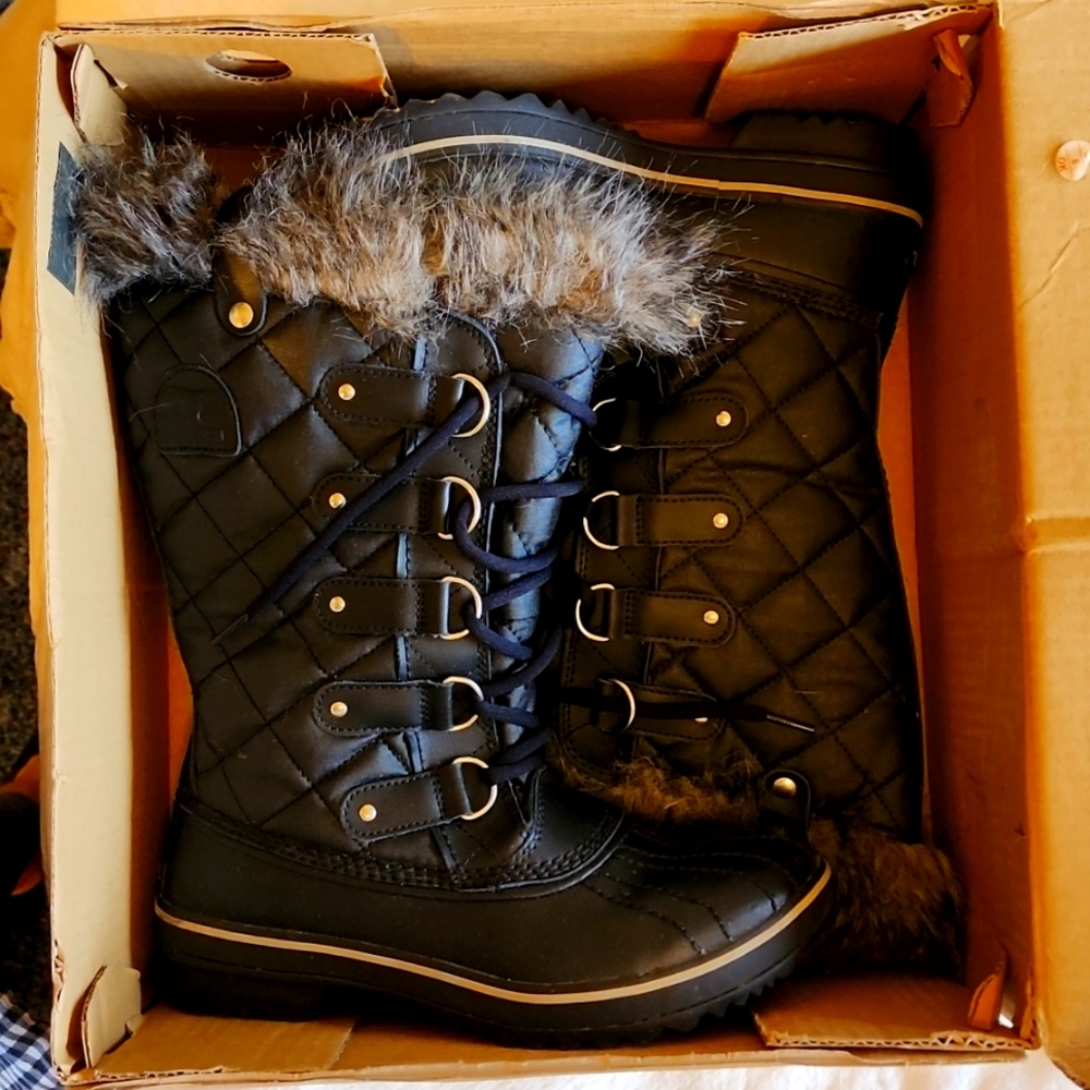 Sorel Boots waterproof black size 8.5
